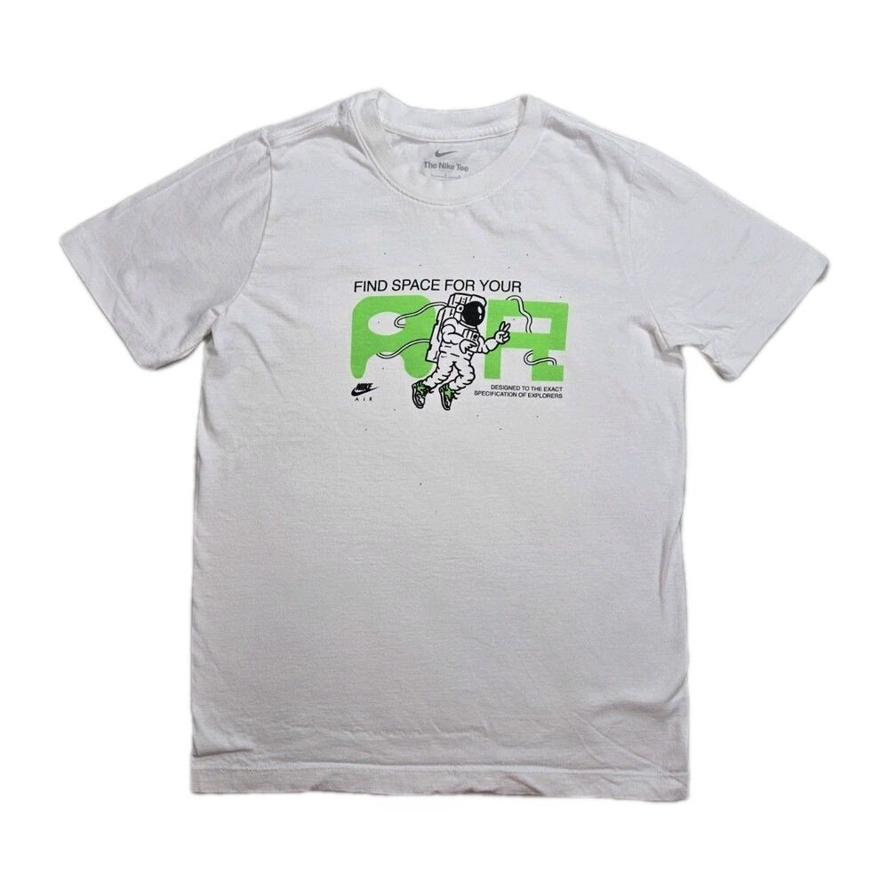 Boys Nike Short Sleeve T Shirt White Large Find Space For Your Air